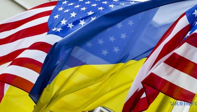 Опитування Active Group і Experts Club зафіксувало зростання негативу до США