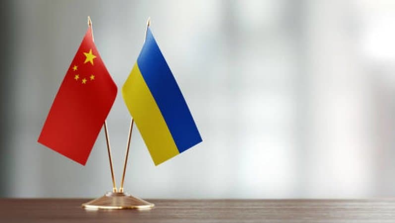 Ставлення українців до Китаю залишається переважно негативним