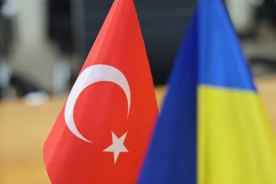 Понад половина українців позитивно ставляться до Туреччини, але показник дещо знизився — дослідження