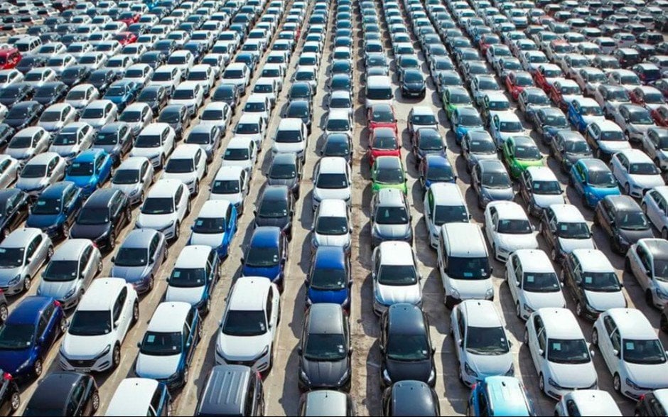 Майже половина імпортованих в Україну авто надійшла зі США